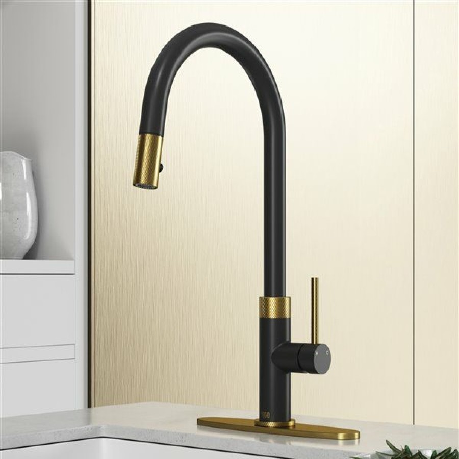 * Vigo Bristol Matte Brushed Gold/Matte Black 1-Handle Pull-Down Handle/Lever Kitchen Faucet (Deck Plate Included) Exclusive | Kitchen Faucets